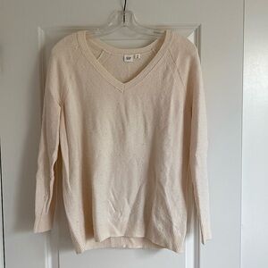 GAP cream color soft sweater, size: XS